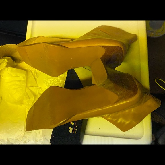 Pre-Owned- Ankle Leather Boots - Picture 6 of 8
